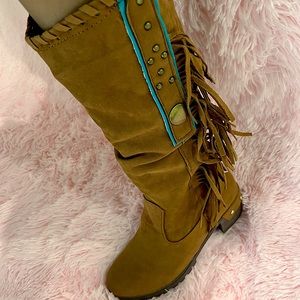 cowgirl style boots with fringe